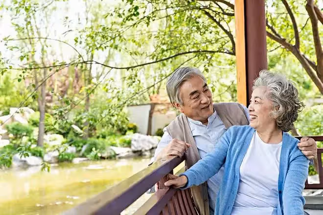婆婆哭訴,幫兒子帶孩子,反而成了兒媳仇人,兒媳:辛苦費沒少