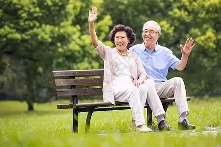 婆婆哭訴,幫兒子帶孩子,反而成了兒媳仇人,兒媳:辛苦費沒少