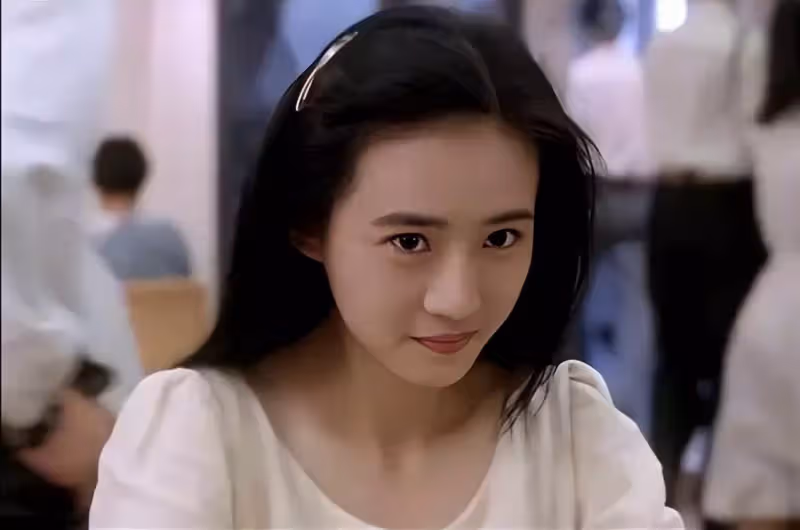 「干凈」女星桑妮,拒絕「潛規則」後剃度出家,如今生活怎樣了?