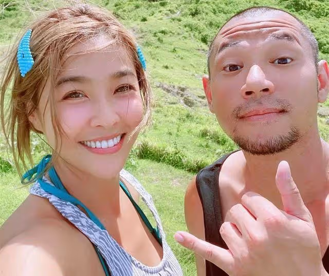又一明星情侶宣布分手!金剛直播間崩潰大哭,曾稱不介意小嫻不孕