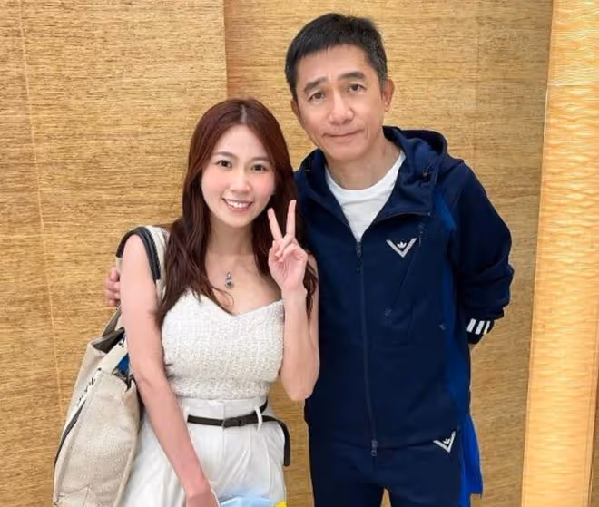 劉嘉玲低調離開上海,回港後現身髮廊,理一次髮收費超6千太奢侈