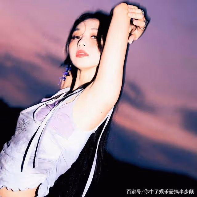 一日兩韓國女星官宣結婚，一位曾是GOT7、TWICE等偶團聲樂老師！