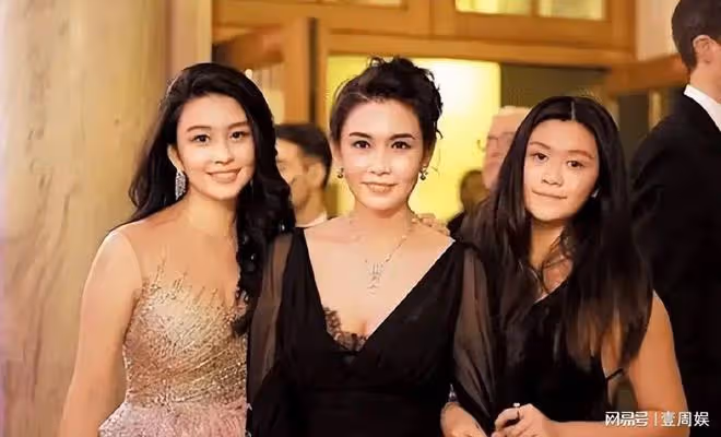 邱淑貞女兒否認在韓國出道,遊玩3個月後,目前已返香港隔離