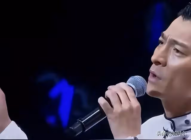 為了粉絲一封信,劉德華就把演唱會開到他家鄉!