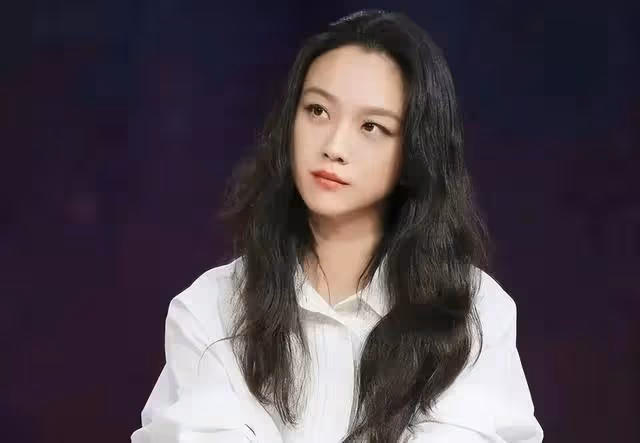 湯唯事業轉向韓國?秀韓語衝擊金棕櫚,韓國老公為討歡心豪擲13.5億