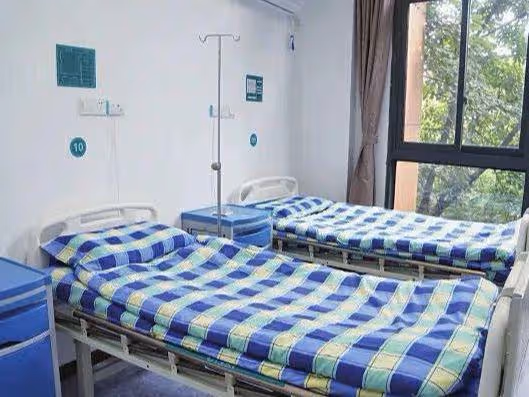 大哥買房我借了20萬，三年後他去世，嫂子還錢的方式讓我難以接受