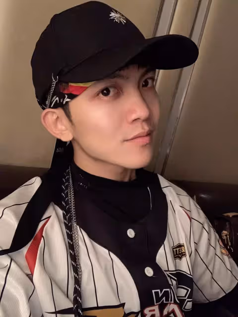 曾是歌唱冠軍!男星為演戲「擺攤兼差當乩身」 坦言「很怕被神明處罰」:曾窮到靠家人救濟