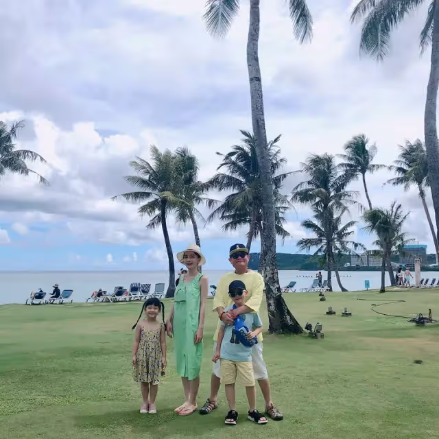 遭騙上千萬!許效舜「靠小24歲妻旺夫」:娶她是我運氣好 感情甜蜜「老婆心急求子」他每晚心驚膽顫