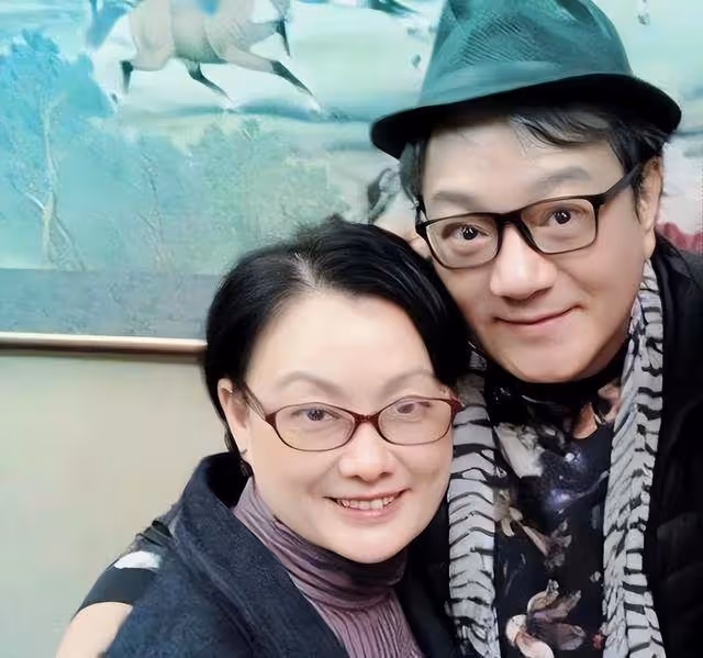 TVB老戲骨憶與亡母點滴，難忘睡覺期間獲對方喂食，低谷時曾割脈