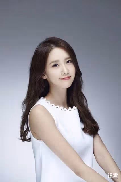 她因自己長得美,表示不會嫁給中國人,跟張娜拉犯一樣的錯被封殺