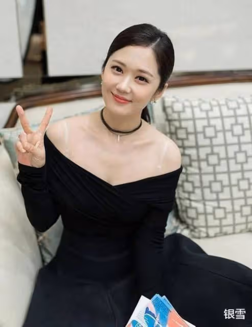 她因自己長得美,表示不會嫁給中國人,跟張娜拉犯一樣的錯被封殺