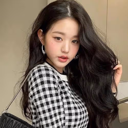 韓國安妮海瑟薇,十四歲成全民偶像,完美身材臉蛋引千萬女性嫉妒
