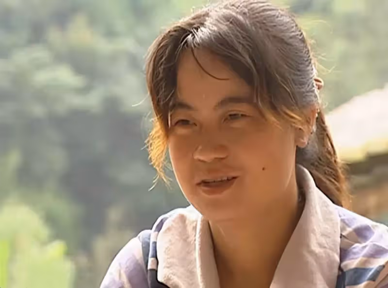 1998年僱主跑路，保姆無償撫養2名棄嬰感動無數網友，保姆：為了孩子
