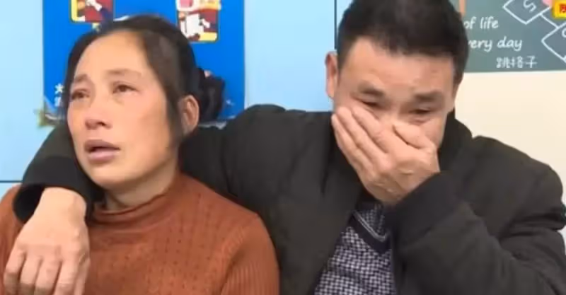 39歲高齡孕婦生下獨眼寶寶，天生只有一隻眼睛，母親決心為她「捐眼」感動眾人：母愛無私