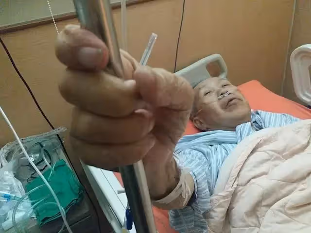 享耆壽90歲！脫線離世前曾喊「夢到豬哥亮、文英」　楊繡惠「驚見巧合嚇壞」：旁邊還多站一人