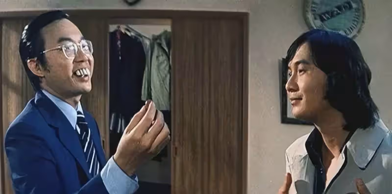 張學友譚詠麟偶像，23歲娶初戀相伴51年零緋聞恩愛如初，今74歲三代同堂，一家10口超溫馨