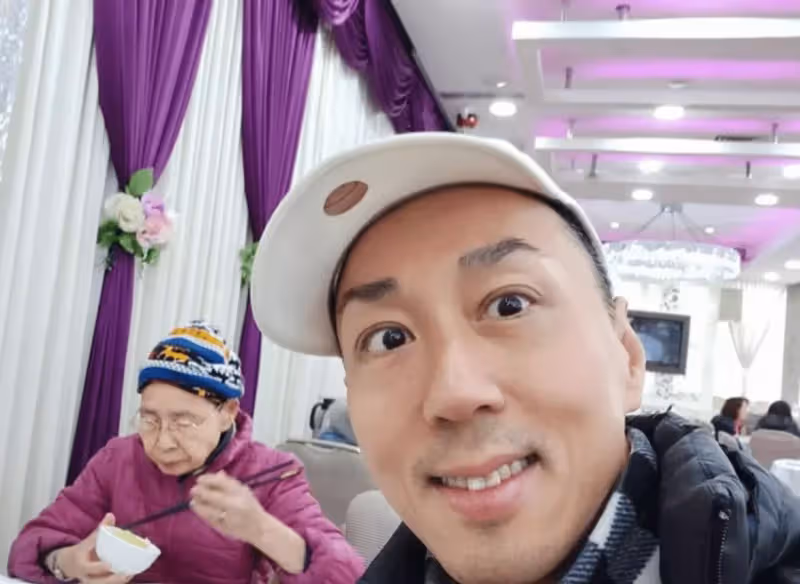 49歲TVB綠葉突然公開婚訊，與舊愛複合年底結婚，曾向佘詩曼表白