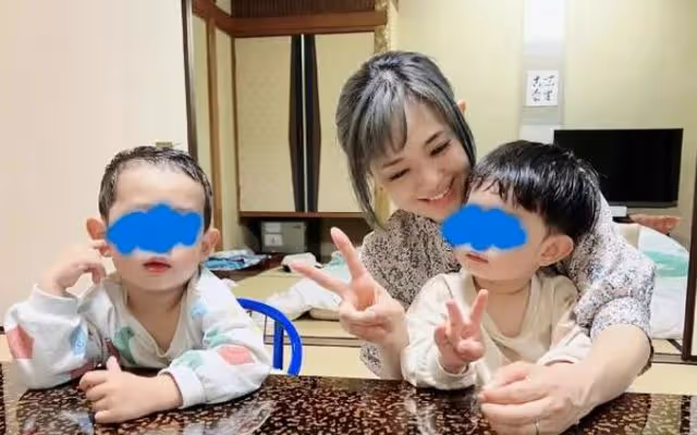日本女星曬出近況，罕見分享孩子近照，狀態宛如20歲的少女