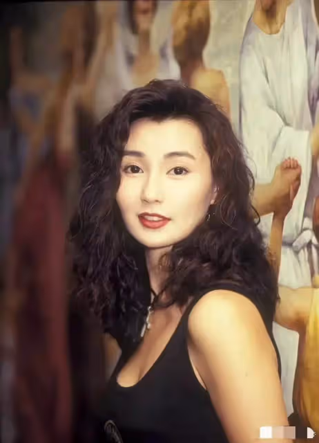 林青霞下巴美人溝，高圓圓V中帶方，都是頂級美女的標志