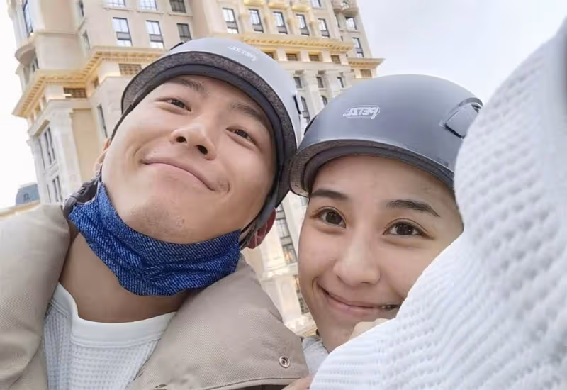 恭喜!賭王最美千金被曝領證結婚,公開默認知名男星是她的老公