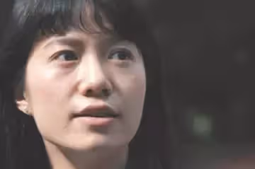 嫁大53歲尪!為顧老公身體「18年堅持早睡」卻遭非議 丈夫公開遺囑「證明老婆是真愛」繼子掛保證:她是好女孩