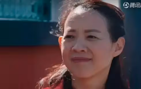 48歲曾寶儀「素顏近照曝光」皺紋明顯娃娃臉不再　堅持「自然蒼老」網友：和曾志偉越來越像