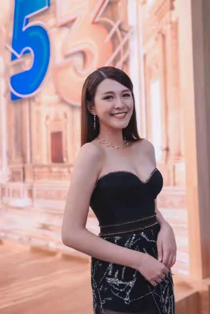靠工作療情傷!TVB上位小花早前經歷失戀,與相戀4年男友不歡而散