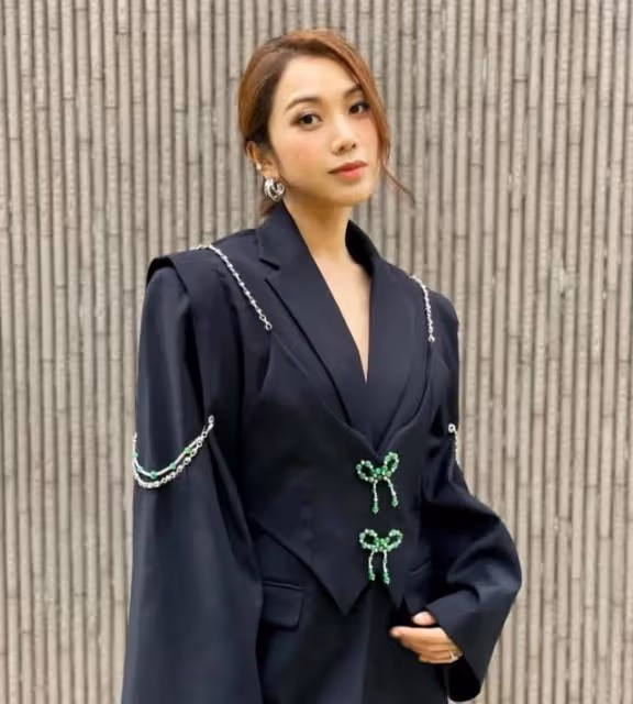 情緒疑再受困擾!TVB知名星二代曝遭網絡欺凌,曾因患抑鬱自殺3次