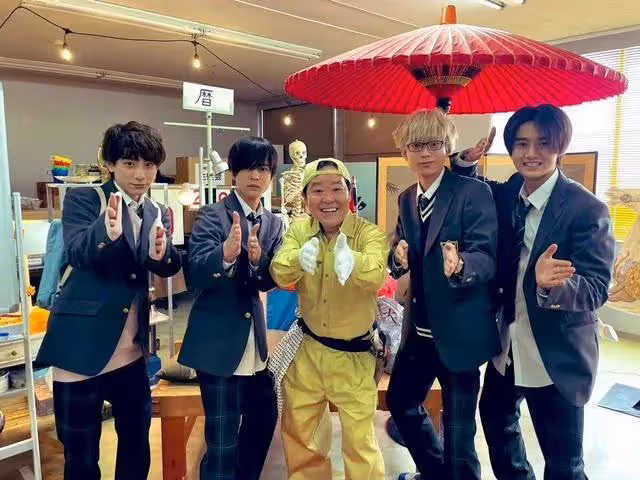 不到兩年,日本娛圈已有10個知名藝人自縊身亡,最大80歲,最小29