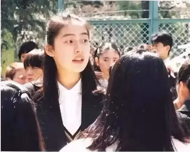 54歲又怎樣?她至死都是女王