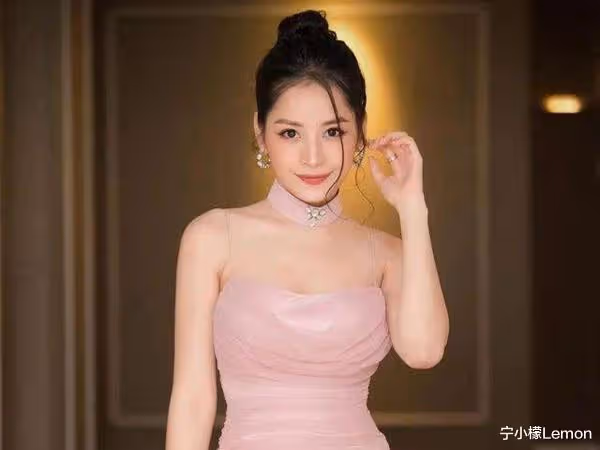 越南第一美女:16歲出道吸粉1170萬,被贊熱巴、柳岩結合體
