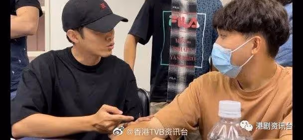 TVB當紅花旦獻身自扎!「學醫」再沖視後殊榮