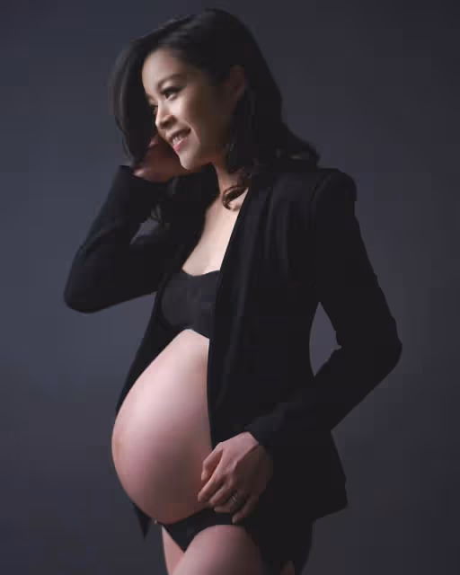 TVB新劇收視創新低,最佳女配演技在線,曾分飾七角獲曾志偉賞識