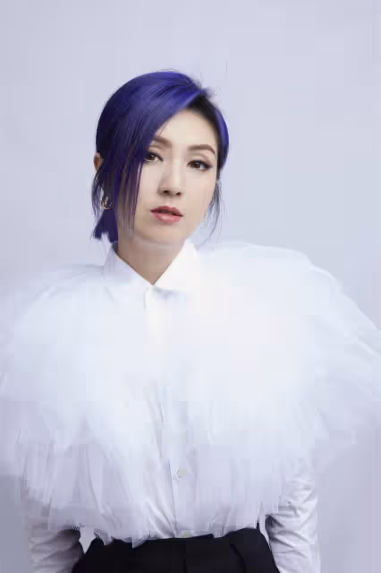加盟華納音樂當一姐　楊千嬅：我仍然很愛音樂