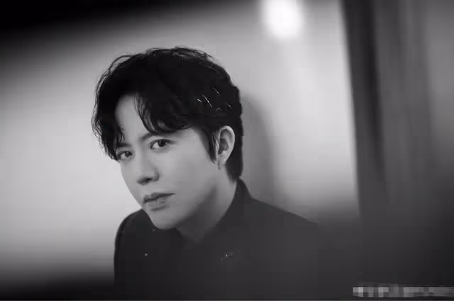 李雲迪父子333萬資產被凍結，失聯7個月，此前被曝藏身三亞
