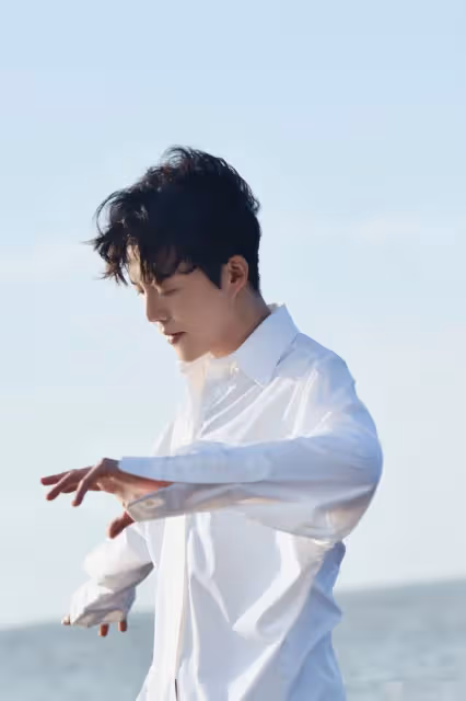 李雲迪父子333萬資產被凍結，失聯7個月，此前被曝藏身三亞