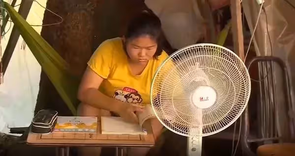 感動全台!15歲貧女沒錢補習,爸離世媽媽帶姐弟倆擠漏水房屋「靠苦讀考上第一志願」霸氣房東:5年房租全免