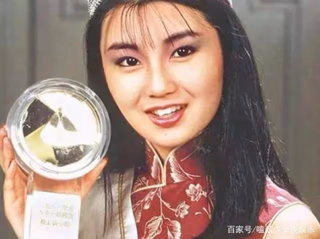 娛樂圈「兔牙」女星圖鑑：港風和韓風截然不同，隨大流矯正太可惜