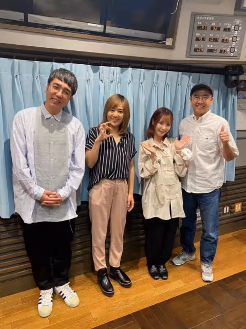 41歲蒼井空久違復工，同桃乃木香奈錄製節目併合影，顏值毫不遜色