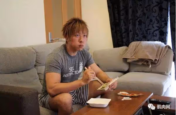 A界王者清水健結婚！他的作息表拯救了無數的男人