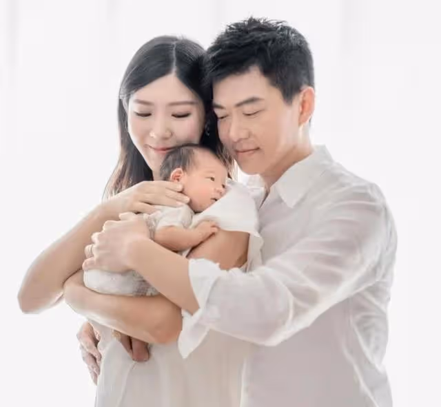 富貴!香港人氣女神成功轉型當KOL,升級豪門少奶奶夫家家境顯赫
