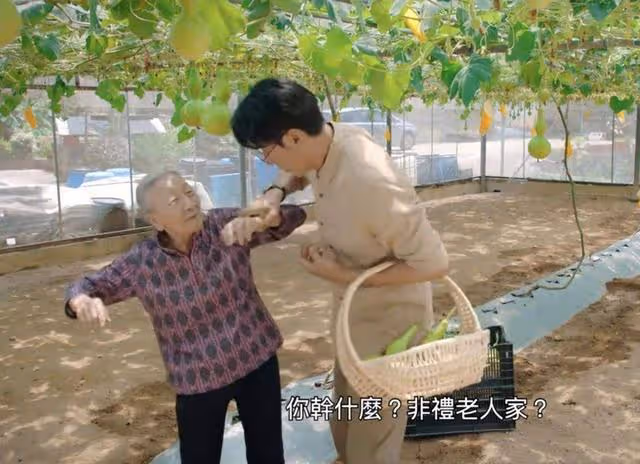 TVB「御用婆婆」憑新劇出圈，60歲入行追夢，曾演英國電影女主角