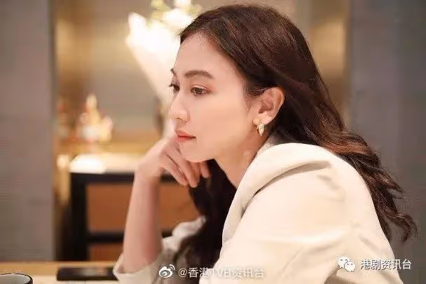 朱千雪仙氣側面圖Chur爆人氣！竟然概嘆沒有P圖這麼美