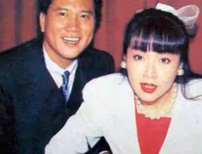 她20歲成金馬影后！二婚嫁影帝　女兒改名越長越像男人「至今未婚」母女相依為命