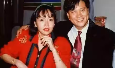 她20歲成金馬影后！二婚嫁影帝　女兒改名越長越像男人「至今未婚」母女相依為命