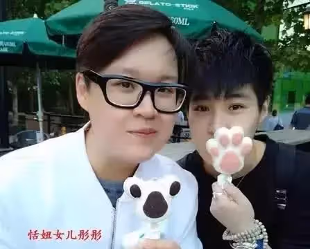 她20歲成金馬影后！二婚嫁影帝　女兒改名越長越像男人「至今未婚」母女相依為命