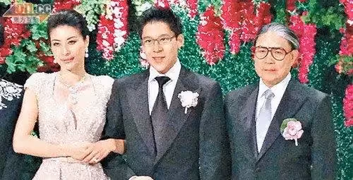 探望孫子被拒？公公霍震霆唸兒媳「溫柔只給外人看」  郭晶晶無奈笑回「被網友稱讚」：她是個好媽媽