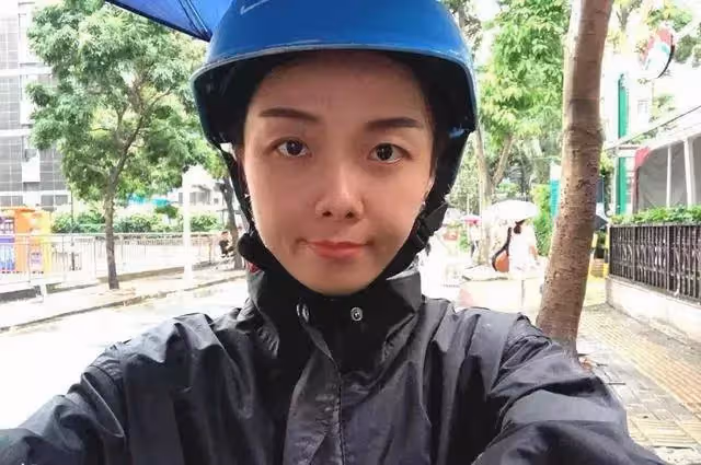 為孩子忍夫6年,32歲單親媽淨身出戶,做外送獨養女,生日收兒祝福淚崩:努力接單只為孩子