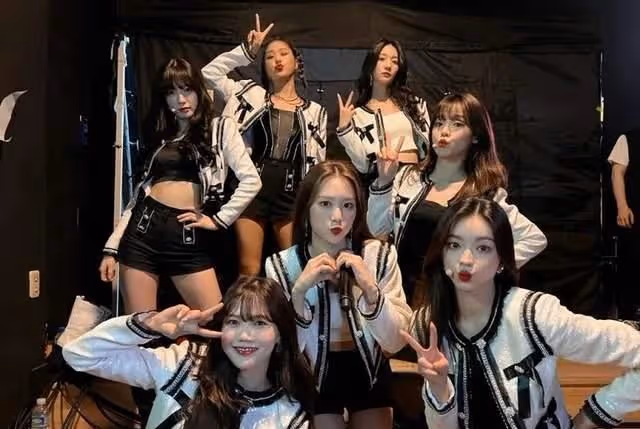 她們還是沒能逃過「7年魔咒」;LISA為男團成員應援?