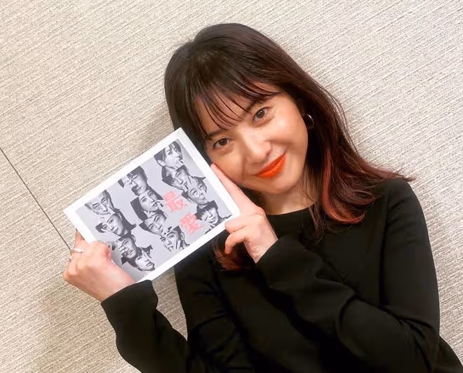 她越來越紅了!第四位完成此壯舉的女演員